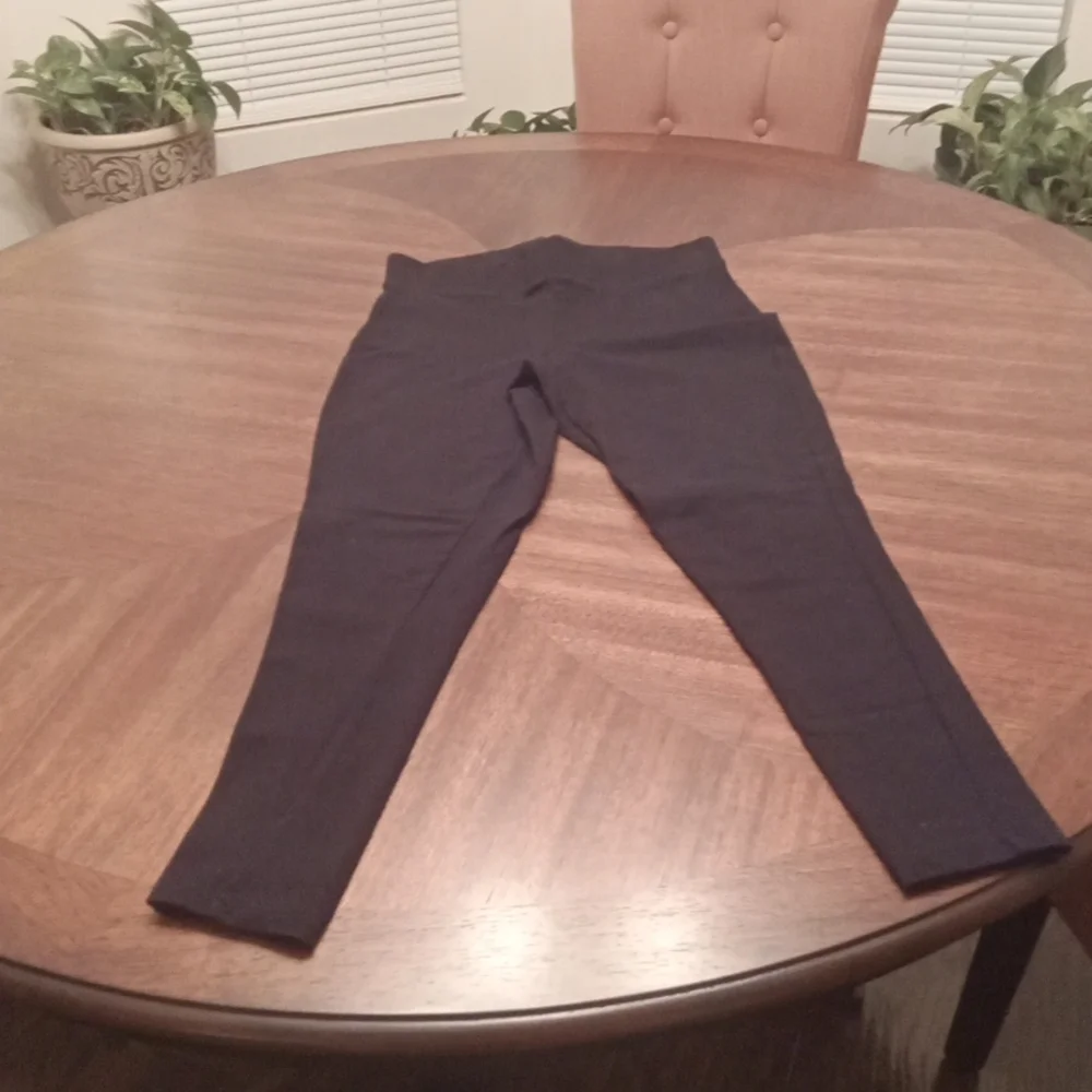 SOLD !!!!!!!!!!!!!!!!!!!! Torrid legging bundle - Picture 2 of 4
